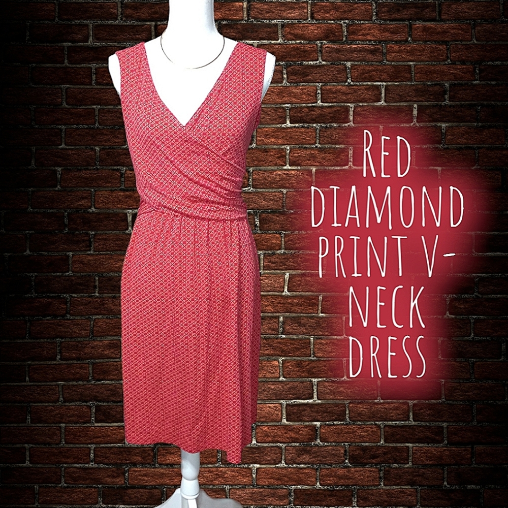 Red Diamond Print V-Neck Dress